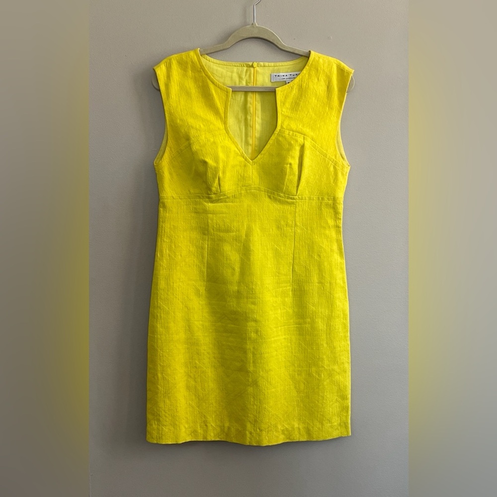 Trina Turk yellow sleeveless sheath dress size 8